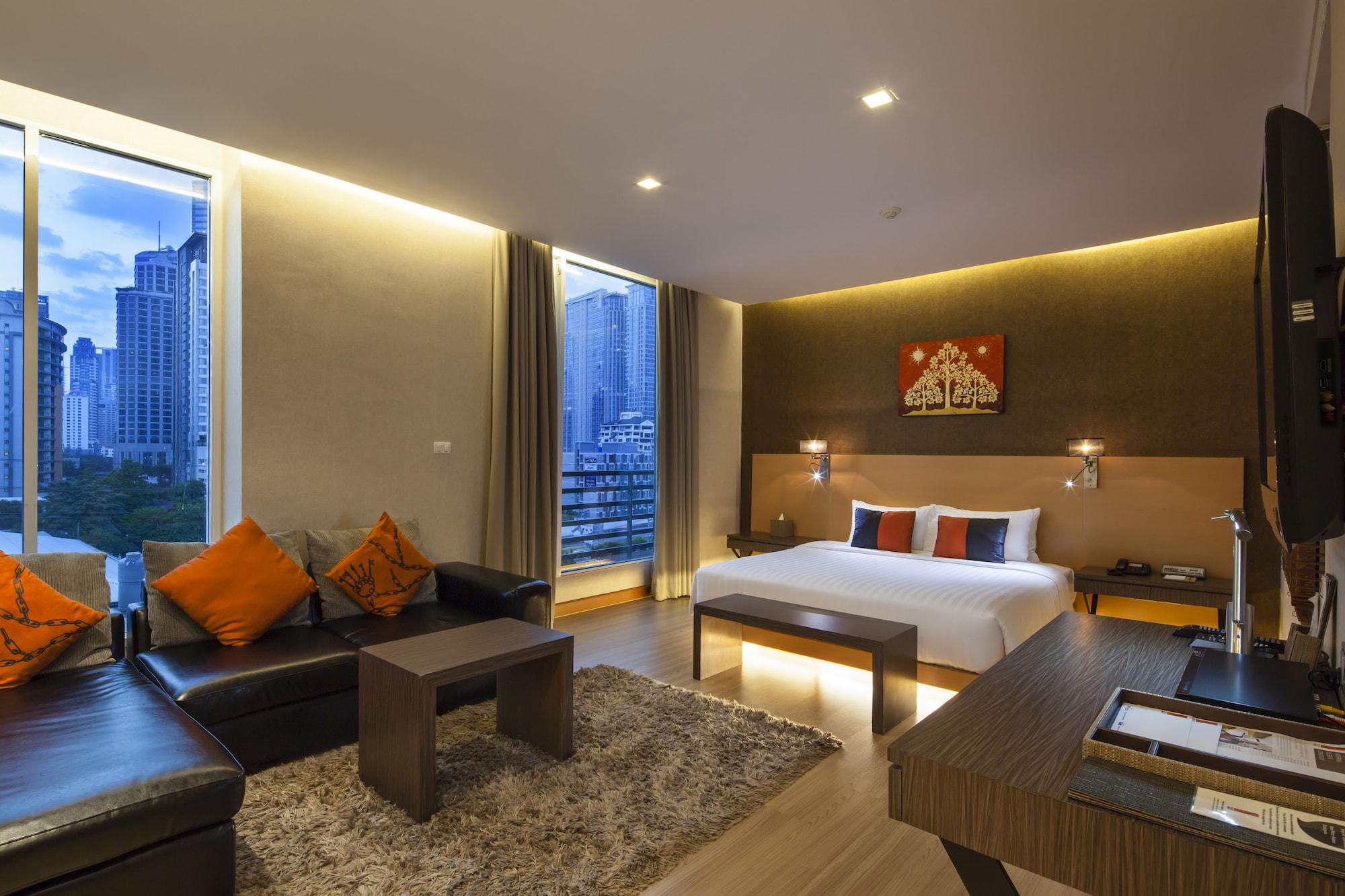 Hotel Solo, Sukhumvit 2, Bangkok - Sha Extra Plus Exteriör bild