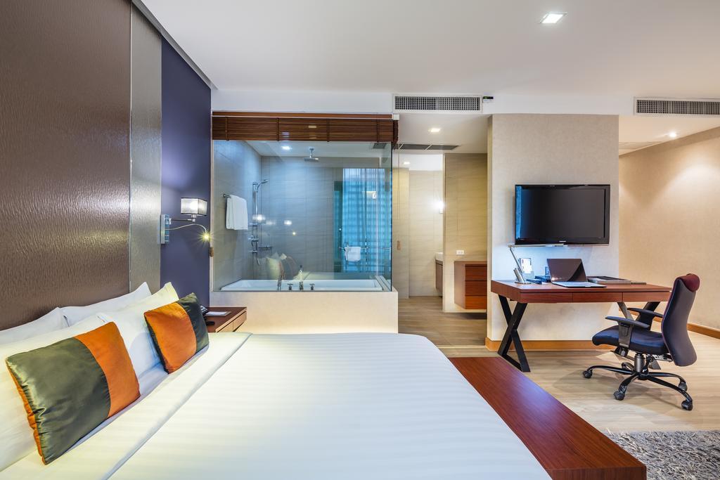 Hotel Solo, Sukhumvit 2, Bangkok - Sha Extra Plus Exteriör bild